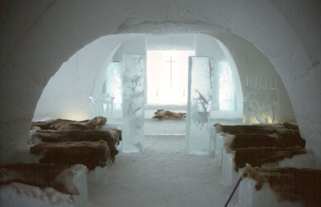 Jukkasjärvi, Sweden, Mar 1999